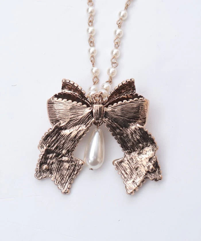 ribbon necklace