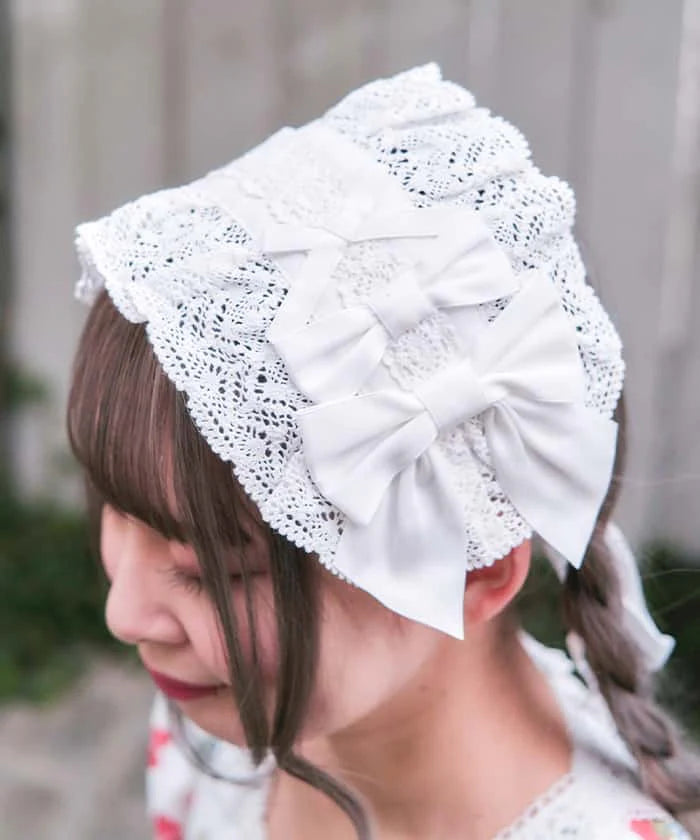 torsion lace headdress