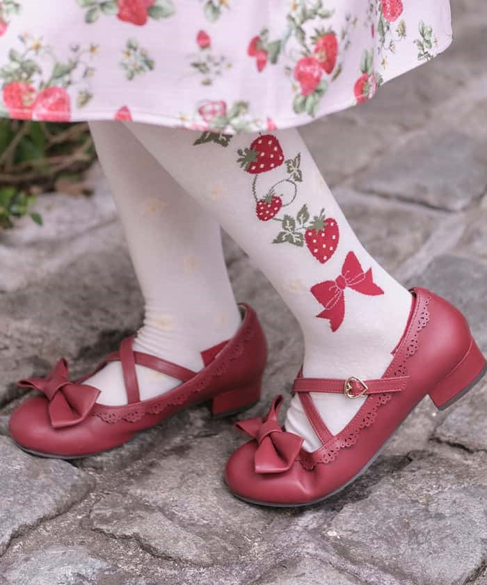 strawberry pattern over-knee socks