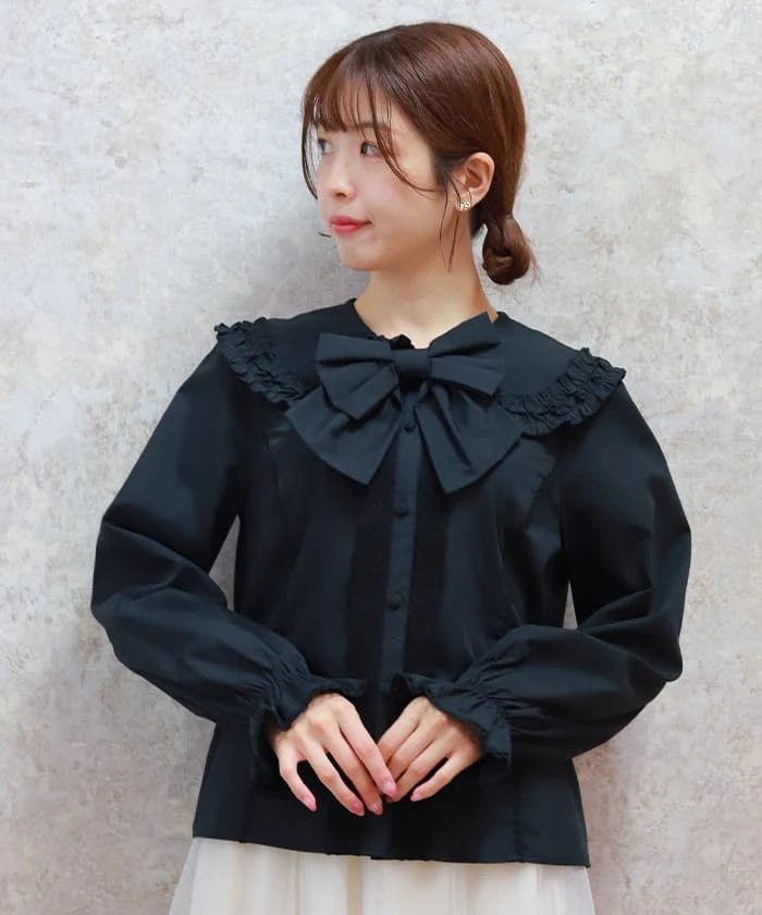 flat collar blouse