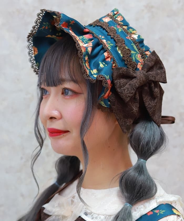 Antique Rose Pattern Half Bonnet