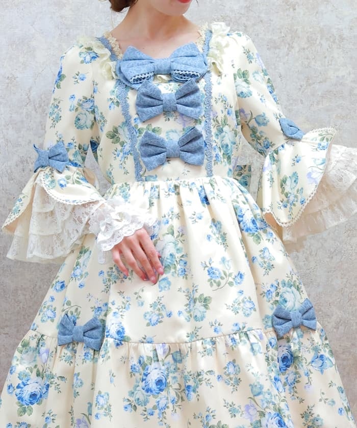 Antique Rose Pattern Dress