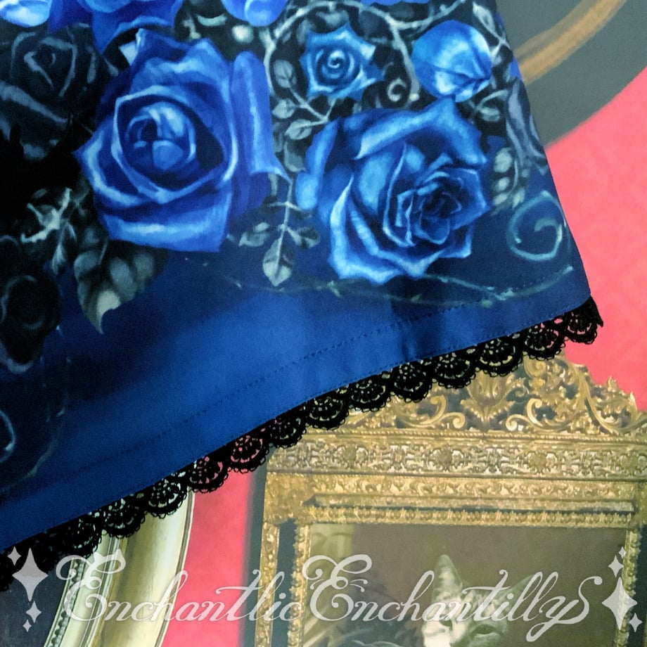 Phantom Rose Castle ~Invitation from Duke Bat~ Skirt